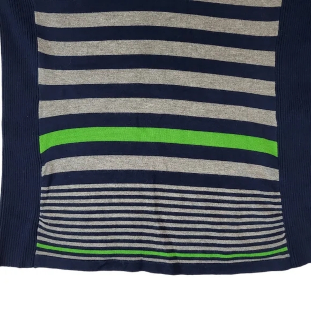 One A Sweater Knit Fitted Cowl Neck Colorblock sz Medium - Picture 3 of 10